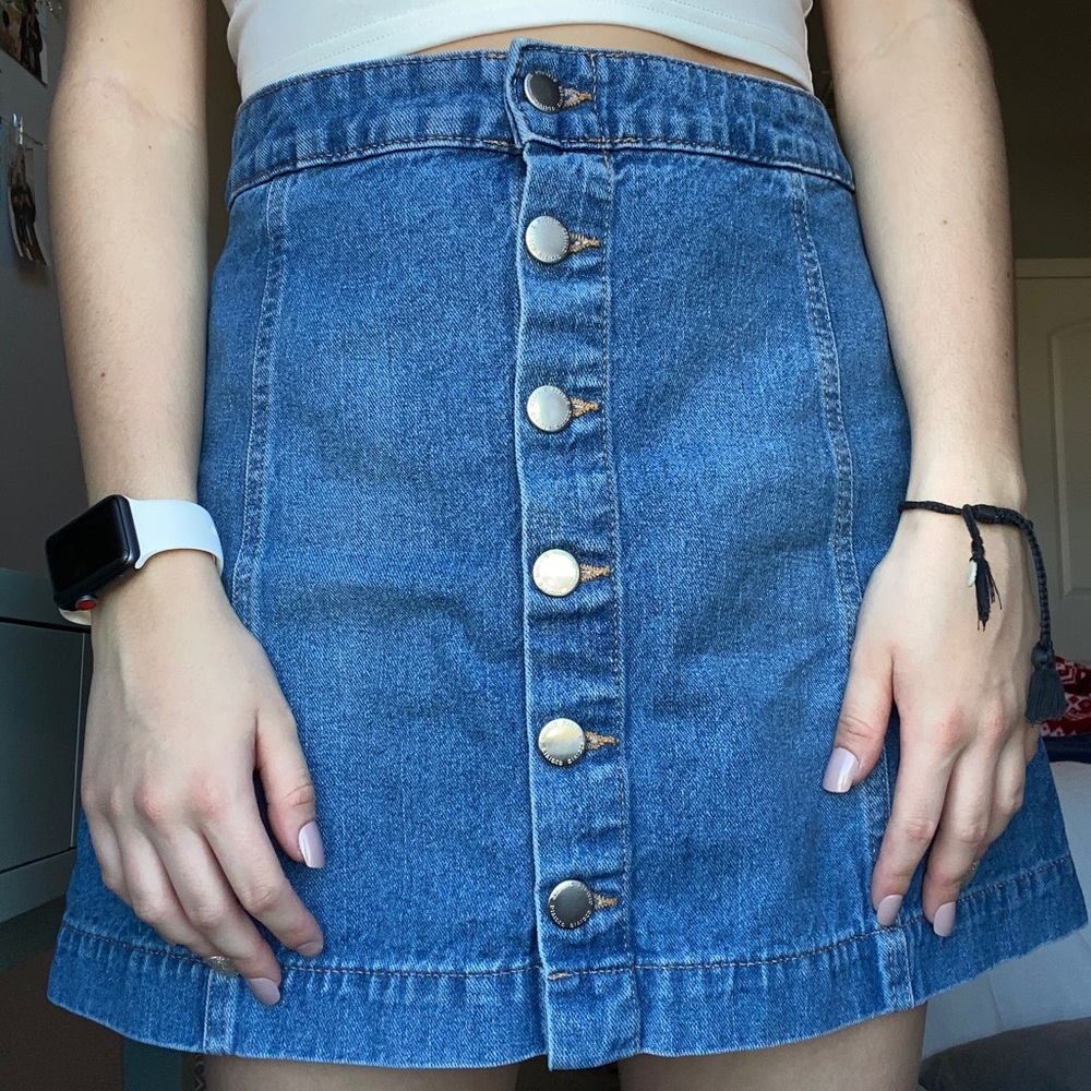 H&M high wasted jean skirt